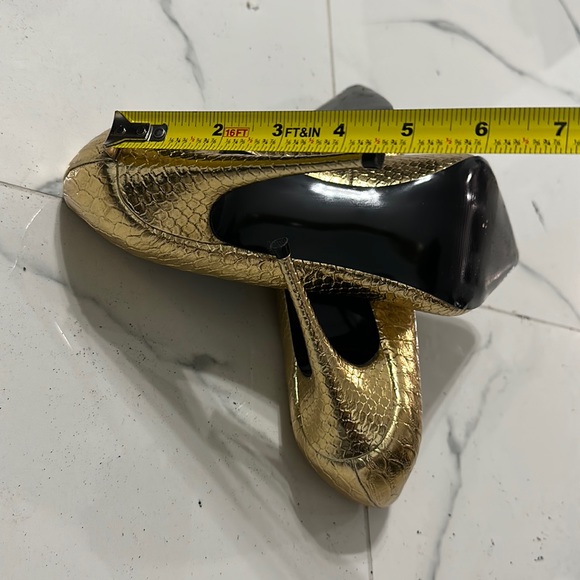 LFL by Lust For Life | Size 11 | Color Gold used once - Picture 2 of 4